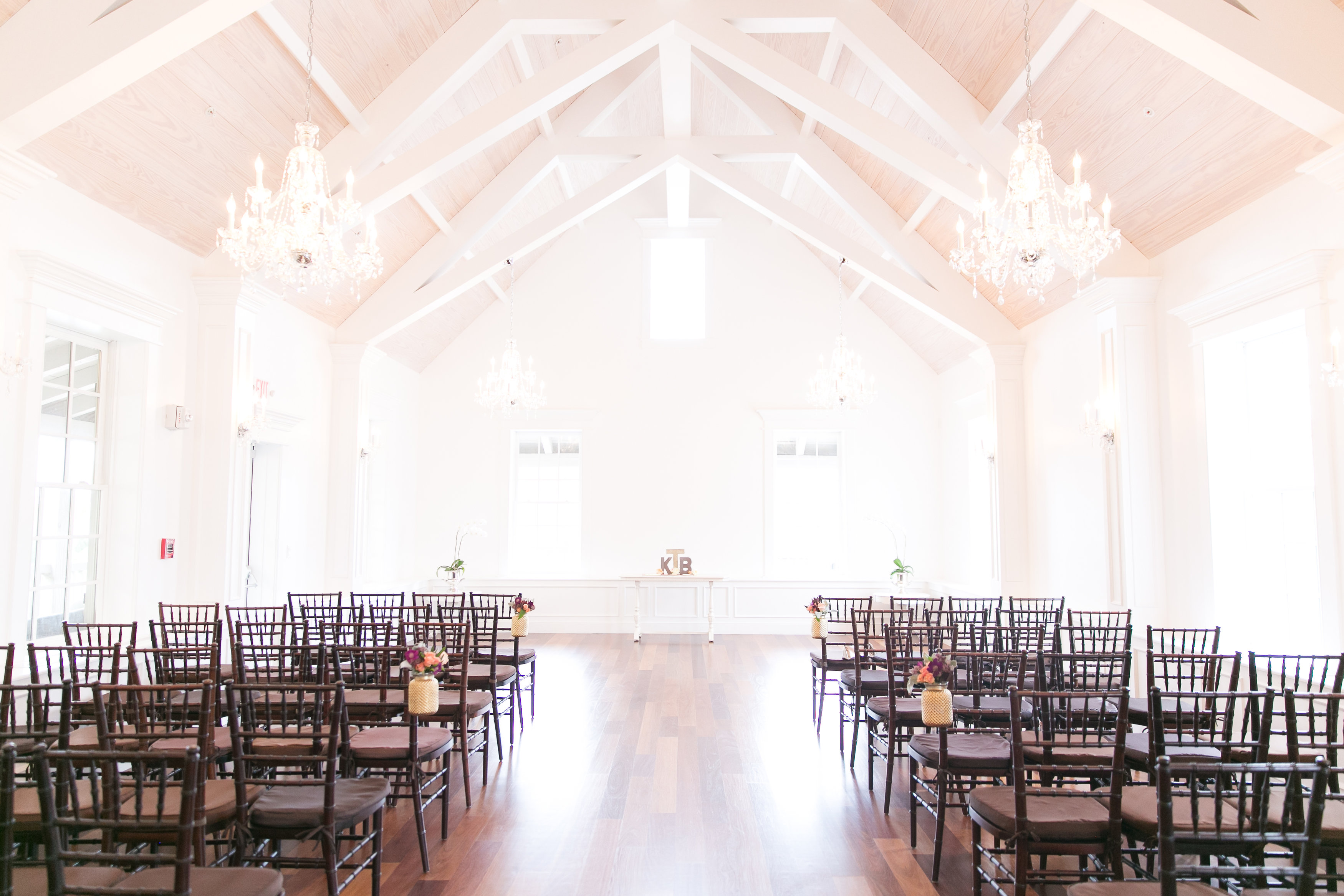 The White Room is an award winning full service private event and wedding venue located in the Heart of Historic Downtown St. Augustine