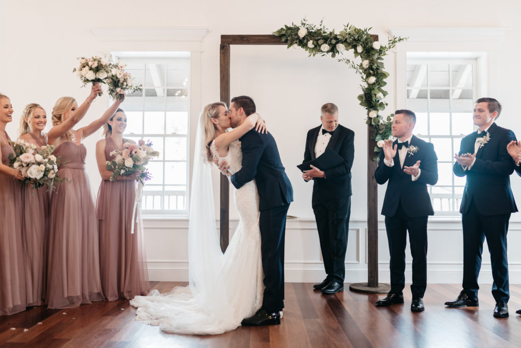 bride-groom-first-kiss-wedding-ceremony-florida